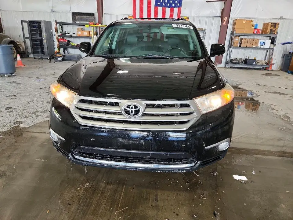 2013 TOYOTA HIGHLANDER LIMITED  