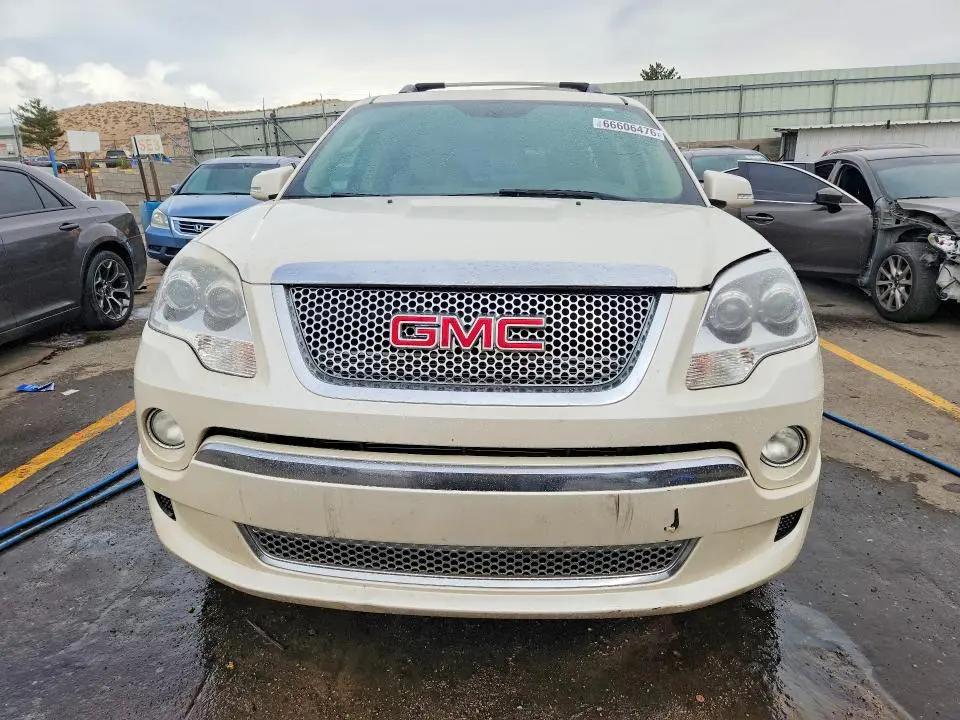 2012 GMC ACADIA DENALI  