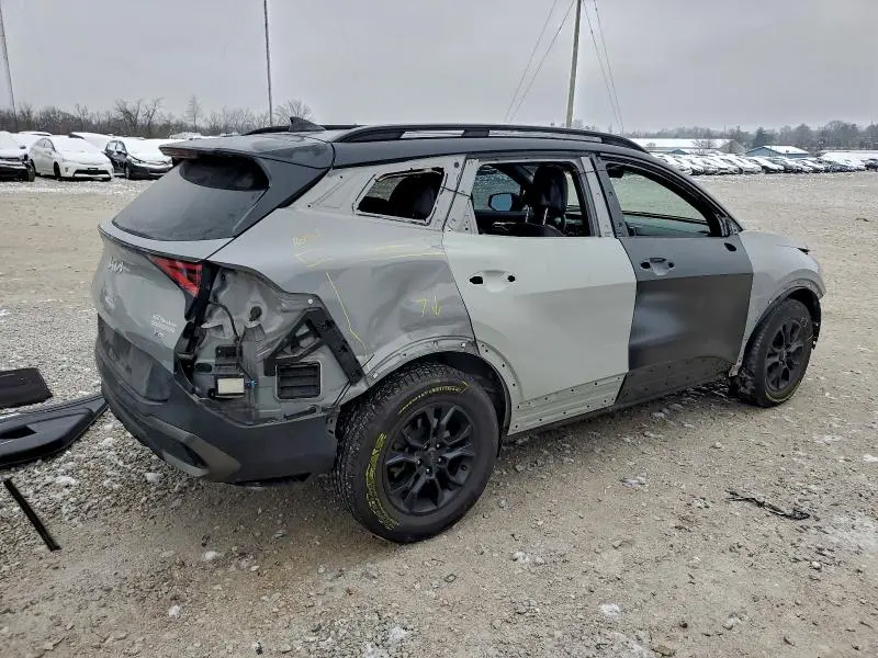 2023 KIA SPORTAGE X-PRO  
