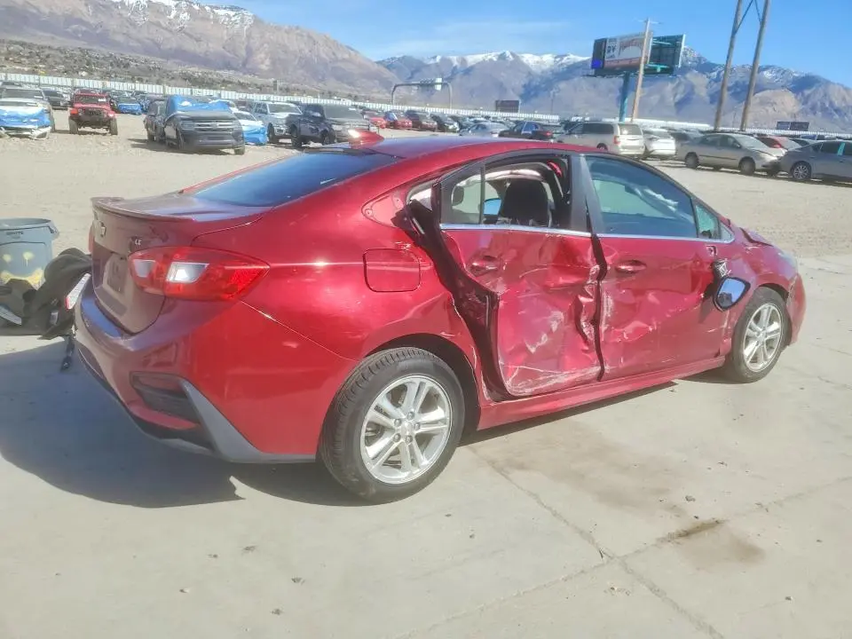 2017 CHEVROLET CRUZE LT  