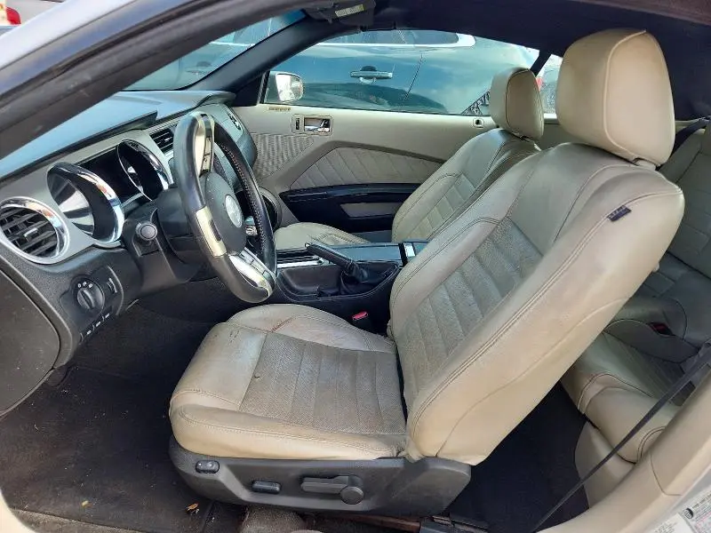 2010 FORD MUSTANG   