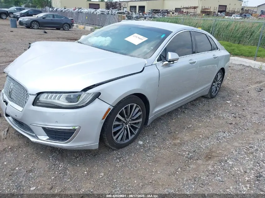 2017 LINCOLN MKZ PREMIERE