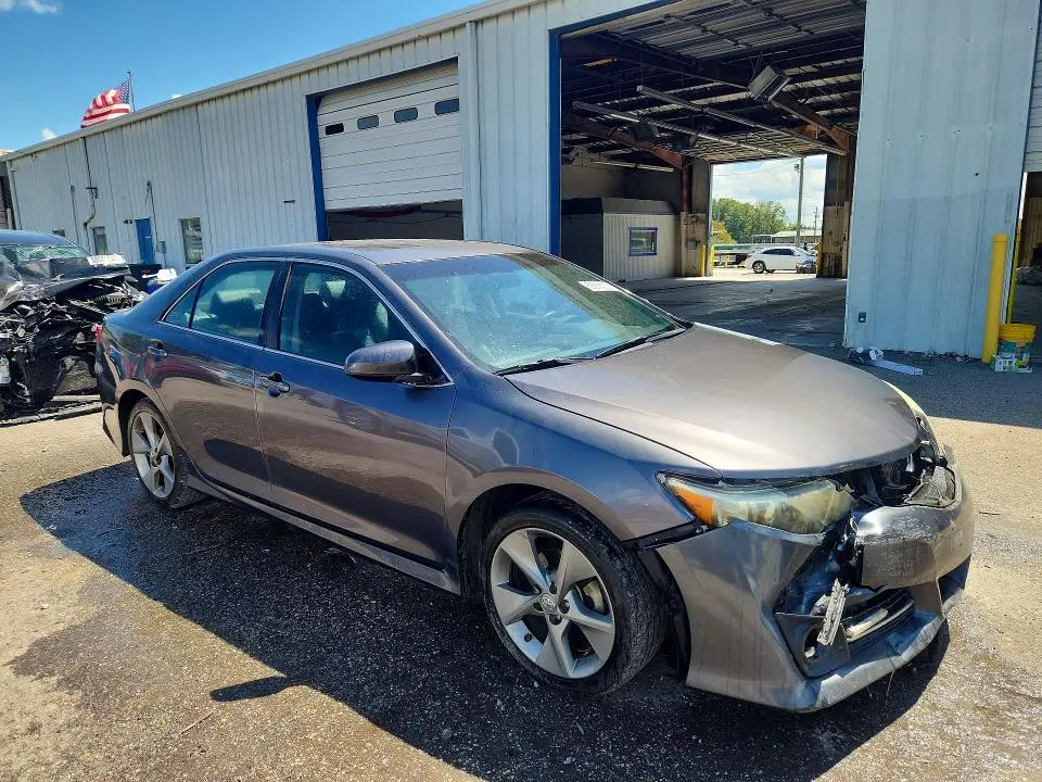 2014 TOYOTA CAMRY SE SPORT  