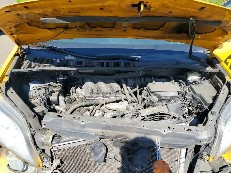2016 TOYOTA SIENNA LE  