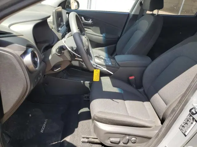2023 HYUNDAI KONA SE  