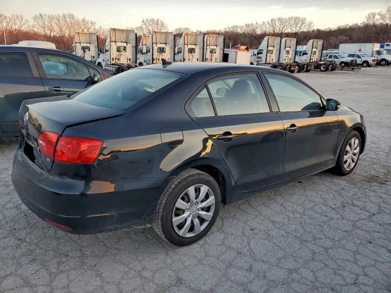 2014 VOLKSWAGEN JETTA SE  