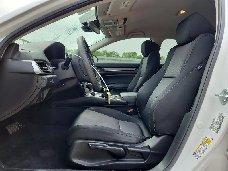 2021 HONDA ACCORD LX  