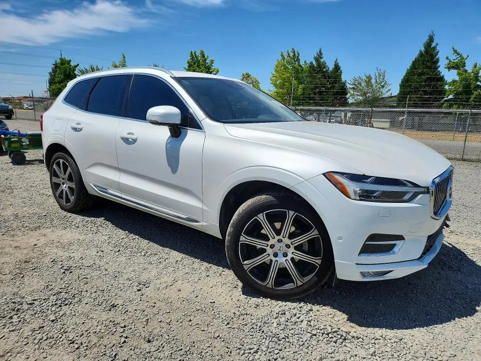 2020 VOLVO XC60 T5 INSCRIPTION  