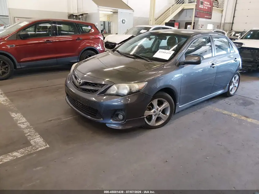 2013 TOYOTA COROLLA S
