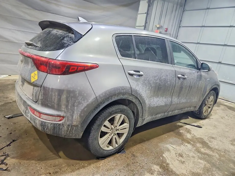 2017 KIA SPORTAGE LX  