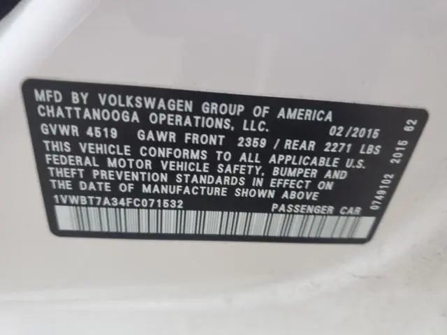 2015 VOLKSWAGEN PASSAT SE  