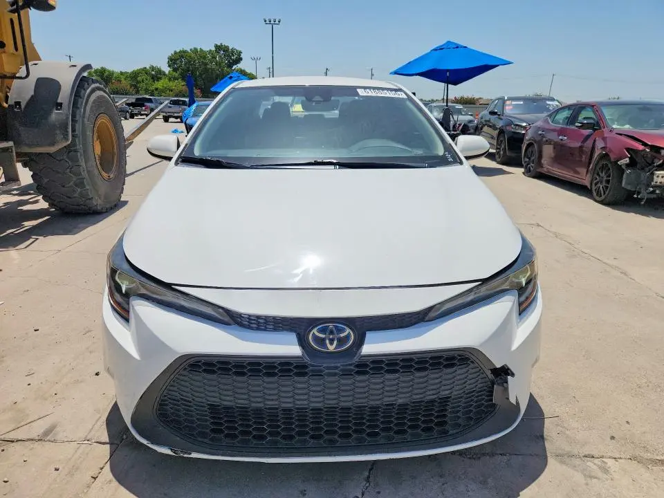 2021 TOYOTA COROLLA LE  