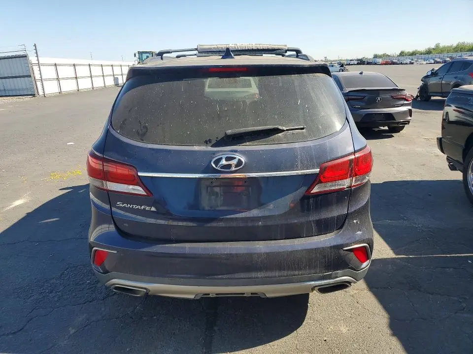 2017 HYUNDAI SANTA FE SE  