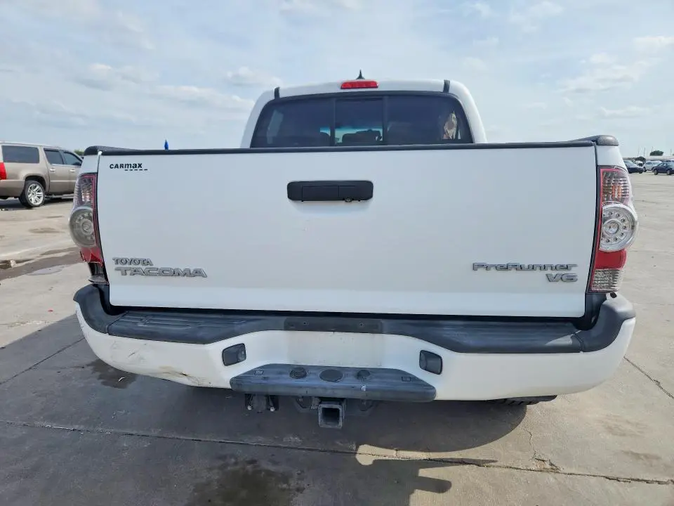 2015 TOYOTA TACOMA PRERUNNER V6  
