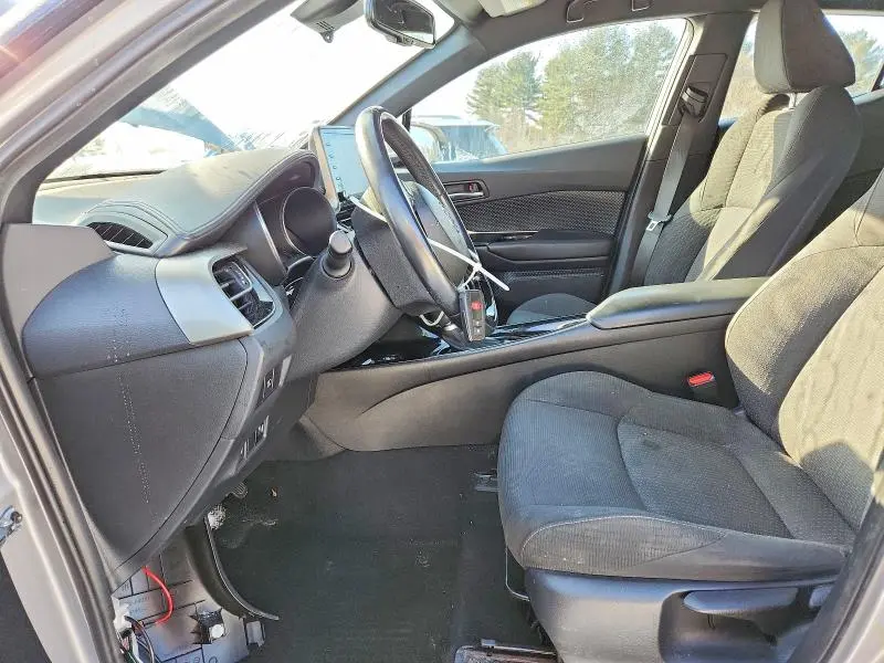 2019 TOYOTA C-HR   