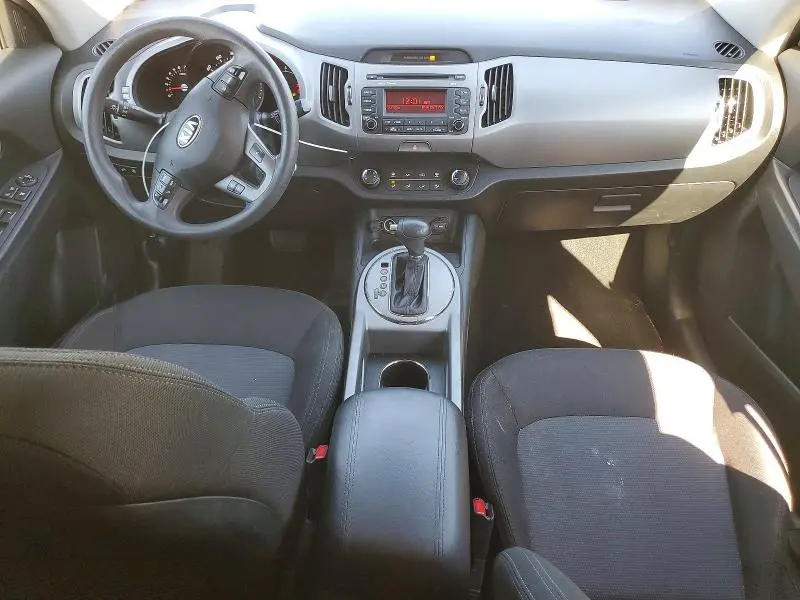 2016 KIA SPORTAGE LX  