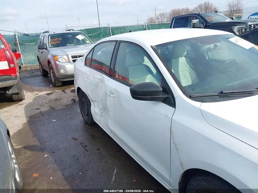 2016 VOLKSWAGEN JETTA 1.8T SPORT