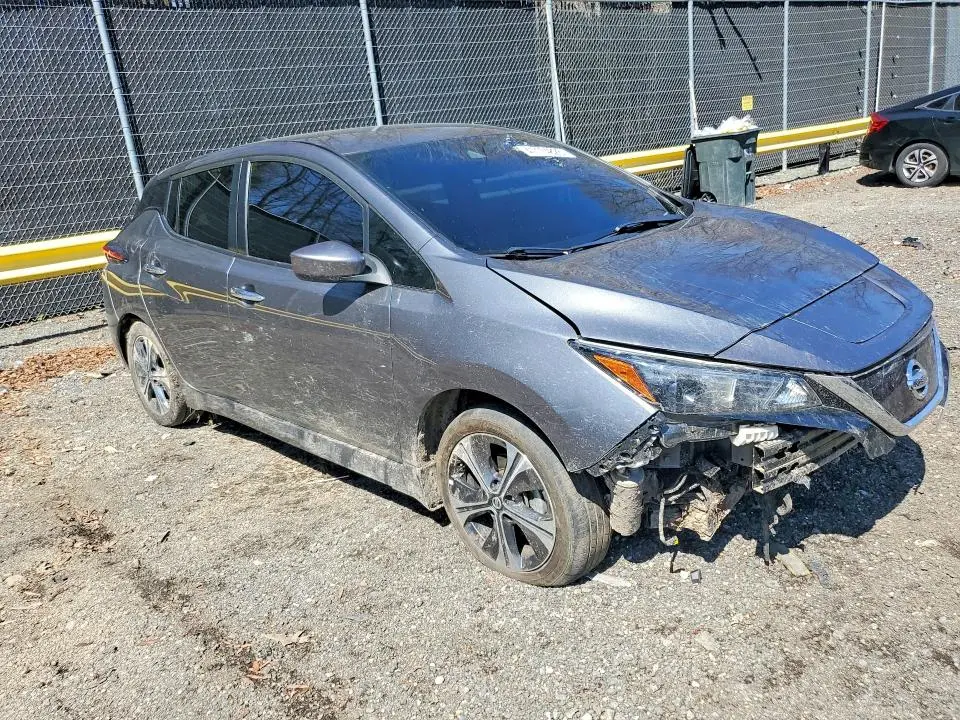 2021 NISSAN LEAF SV PLUS  