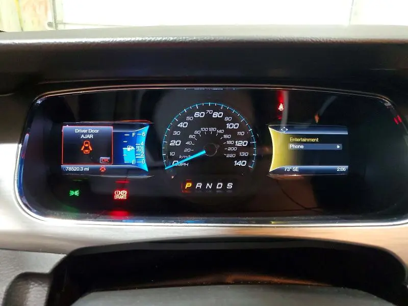 2014 FORD TAURUS SEL  