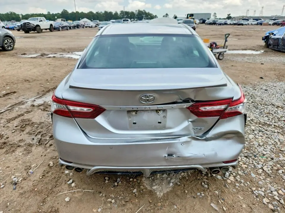 2018 TOYOTA CAMRY XSE  