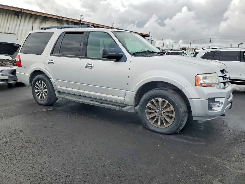 2015 FORD EXPEDITION XLT  