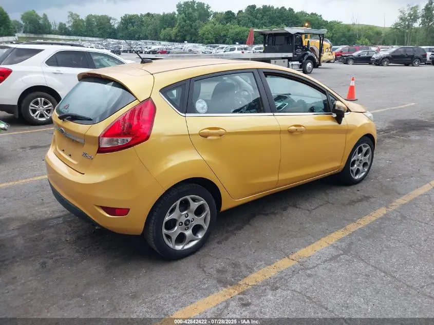 2011 FORD FIESTA SES