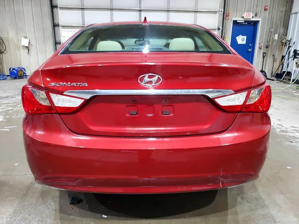 2013 HYUNDAI SONATA GLS  