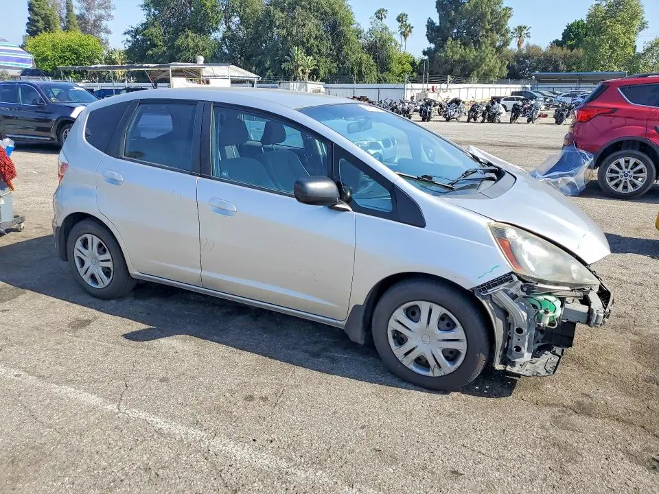 2011 HONDA FIT   