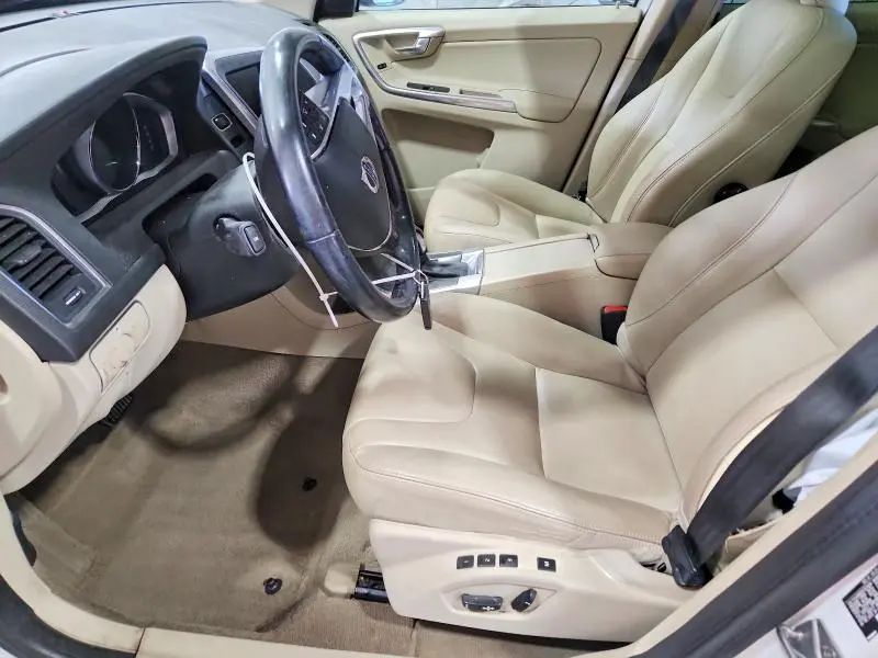 2015 VOLVO XC60 T5 PREMIER  