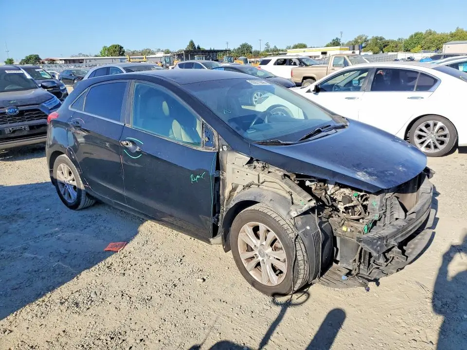 2013 HYUNDAI ELANTRA GT BASE  