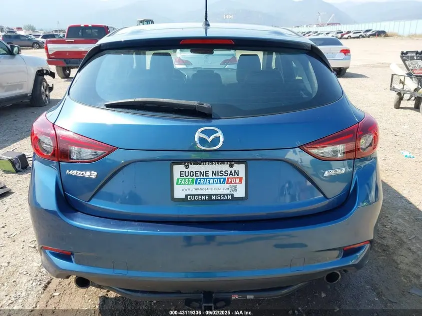 2017 MAZDA MAZDA3 TOURING 2.5