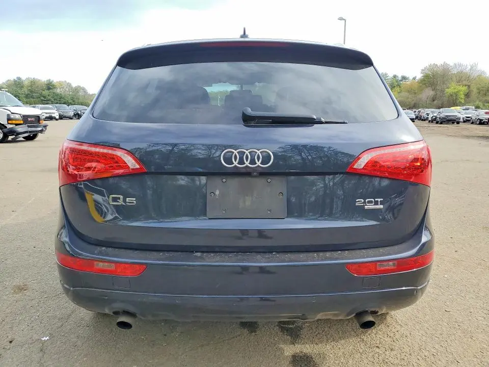 2011 AUDI Q5 PREMIUM PLUS  