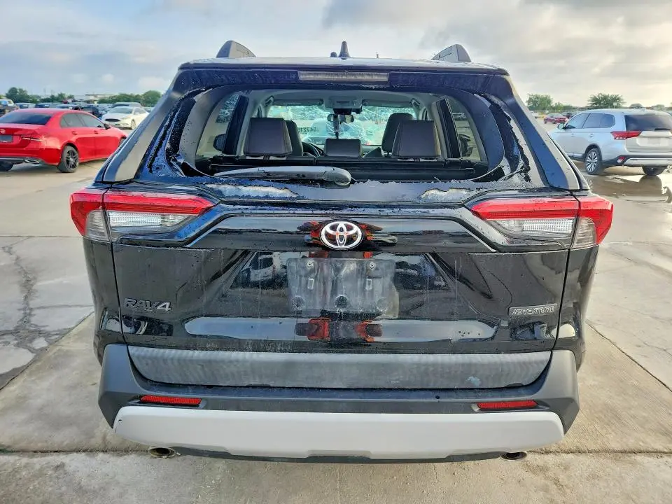 2020 TOYOTA RAV4 ADVENTURE  
