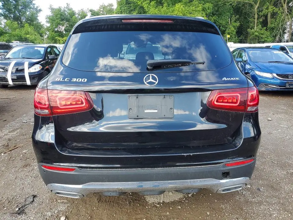 2022 MERCEDES-BENZ GLC 300 4MATIC  