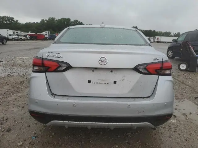 2021 NISSAN VERSA SV  