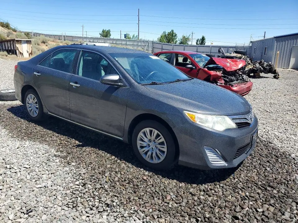 2013 TOYOTA CAMRY LE  