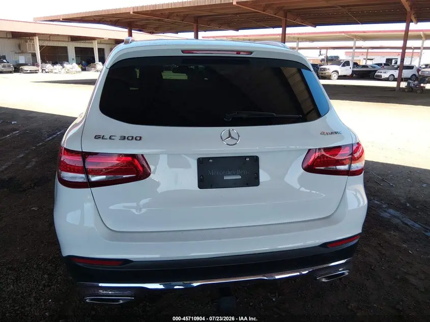 2018 MERCEDES-BENZ GLC 300 4MATIC