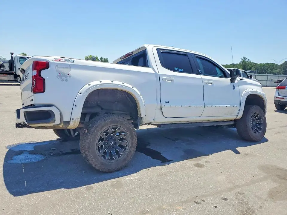 2021 CHEVROLET SILVERADO K1500 RST  