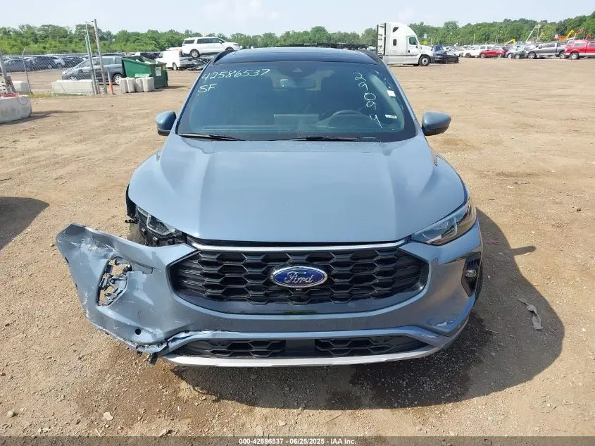 2025 FORD ESCAPE ST-LINE ELITE