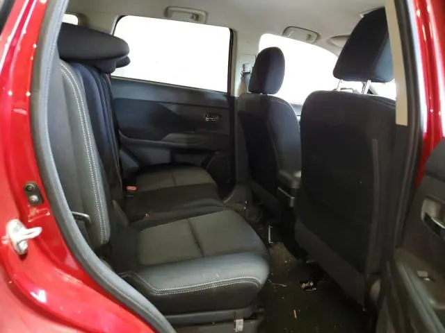 2018 MITSUBISHI OUTLANDER SE  