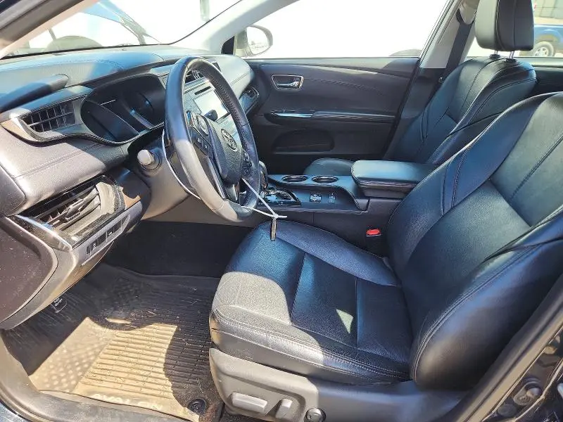2017 TOYOTA AVALON XLE PLUS  