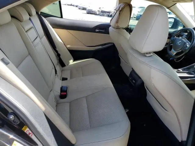 2016 LEXUS IS 200T  
