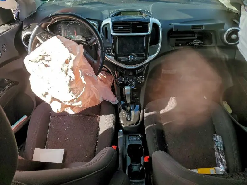 2019 CHEVROLET SONIC LT  