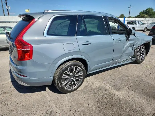 2022 VOLVO XC90 T6 MOMENTUM  
