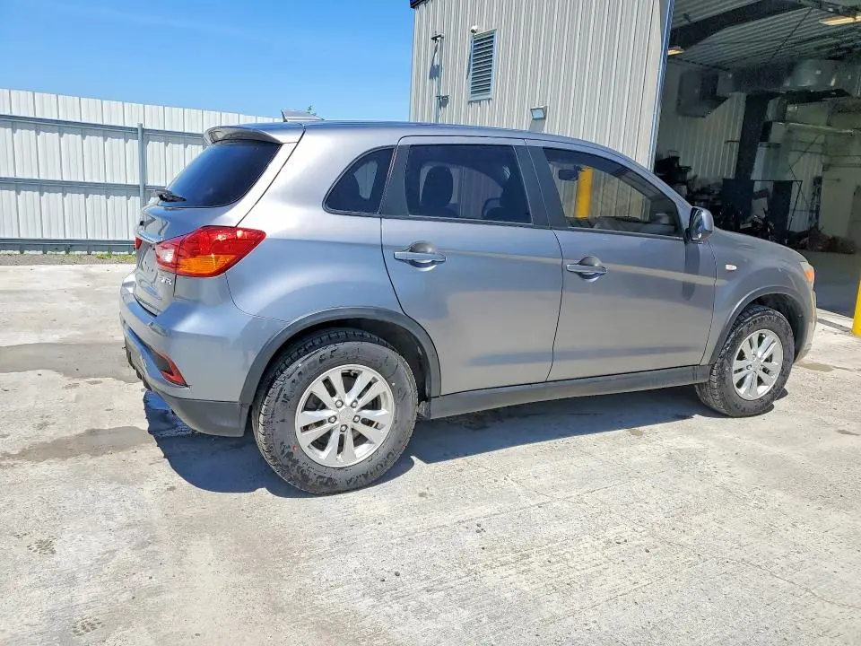 2019 MITSUBISHI RVR SE  