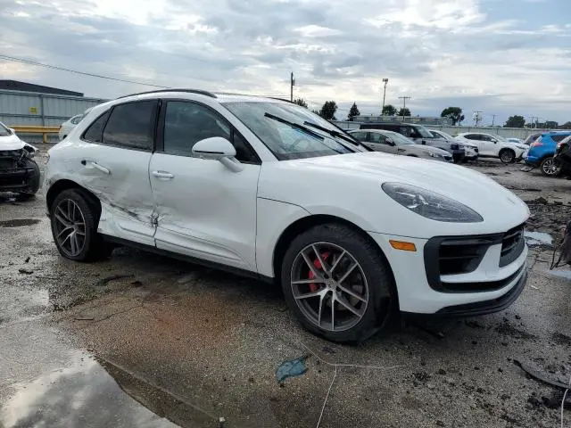 2024 PORSCHE MACAN S