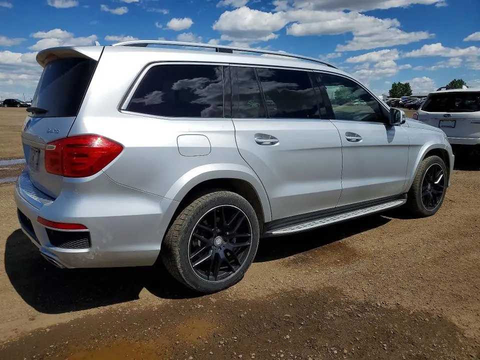 2015 MERCEDES-BENZ GL 550 4MATIC  