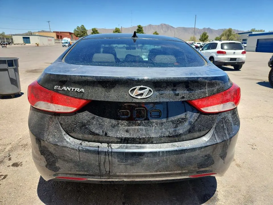 2013 HYUNDAI ELANTRA GLS  