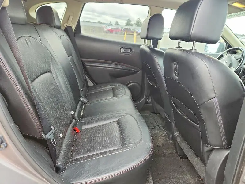 2012 NISSAN ROGUE S  