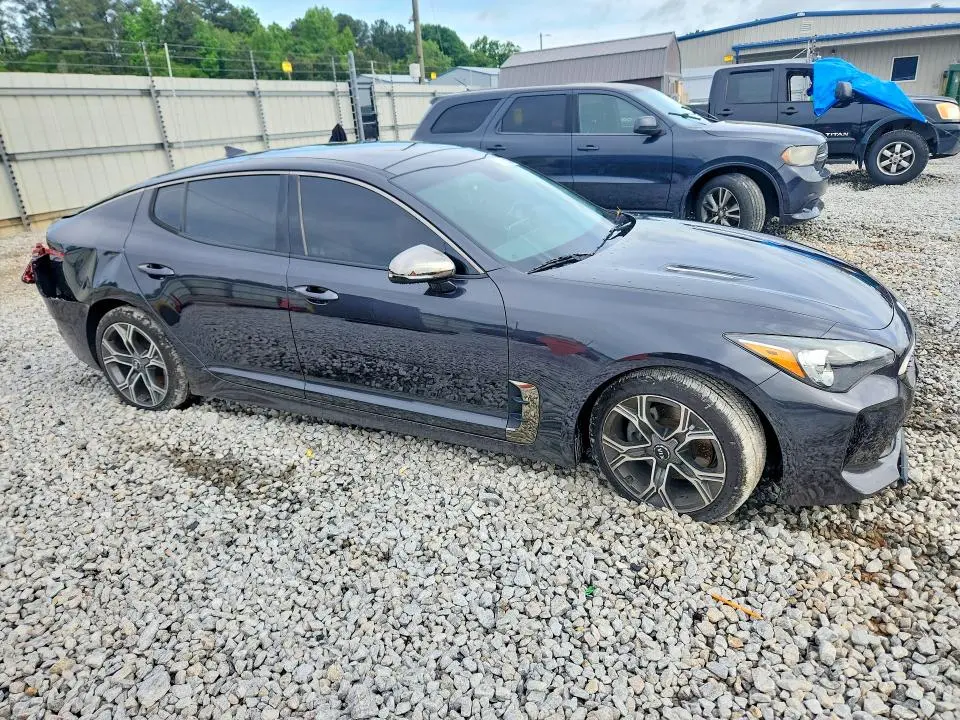 2021 KIA STINGER GT-LINE  